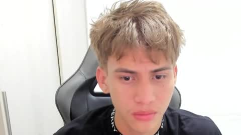 Miguel Hernandez online show from 10/23/25, 11:31