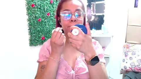 miia online show from 01/25/25, 05:08