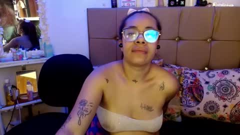 miia online show from 03/08/25, 01:03