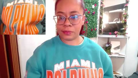 miia online show from 09/13/25, 01:55