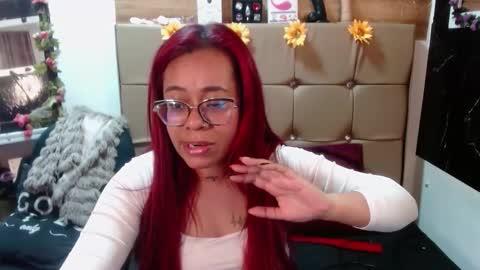 miia online show from 10/10/25, 07:02