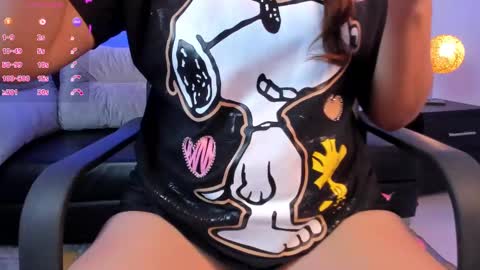 Snapshot of miia_taylors chatting on 02/25/25, 03:05 Miia 3 online show from 02/25/25, 03:05