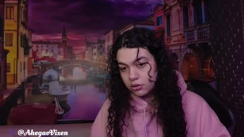 Snapshot of miia_zarate chatting on 02/12/25, 09:22 Ma - online show from 02/12/25, 09:22