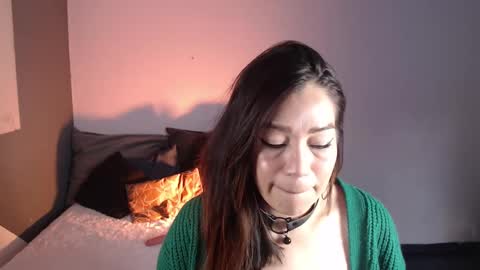 Snapshot of miiaawallace chatting on 02/09/25, 01:14 miiaawallace online show from 02/09/25, 01:14