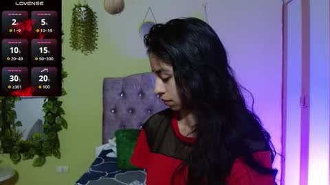 miiss_alyssaa online show from 10/29/25, 11:39