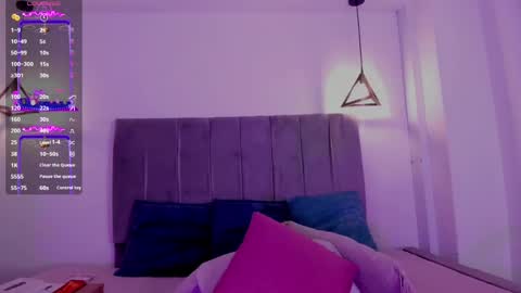 Snapshot of miiss_greyy chatting on 01/10/25, 11:29 miiss_greyy online show from 01/10/25, 11:29