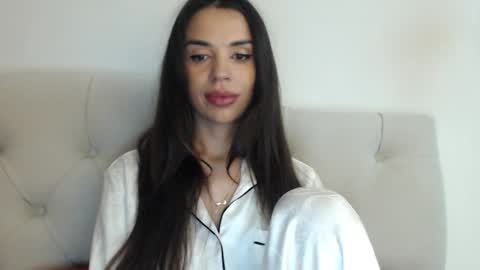 Mika online show from 10/09/25, 05:55