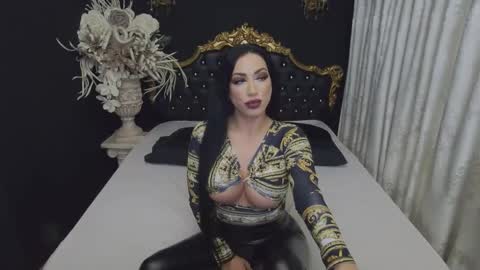 Mikaela online show from 10/17/25, 03:20