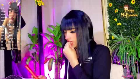 mikaelarangel online show from 10/12/25, 03:16