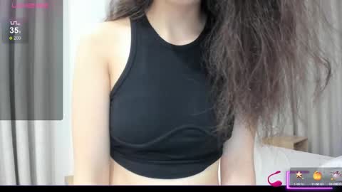 Snapshot of mikakimura chatting on 12/11/24, 01:26 Miko now i live in Vietnam online show from 12/11/24, 01:26