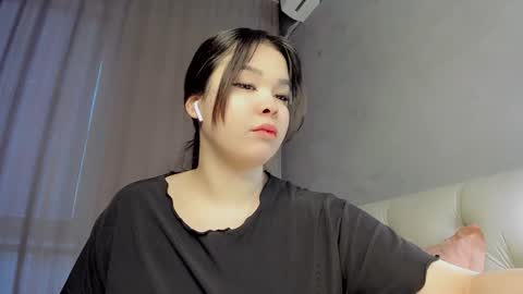 Snapshot of mikasssu chatting on 12/14/24, 10:02 mikasssu online show from 12/14/24, 10:02