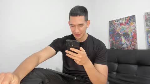 mike3xxx online show from 10/08/25, 01:47