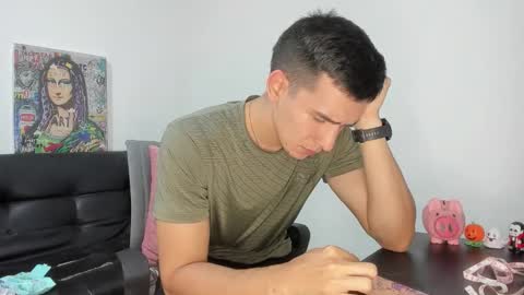 mike3xxx online show from 11/12/25, 03:07