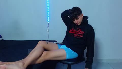 Mike IMDEPENDIENT MODEL online show from 10/10/25, 02:16