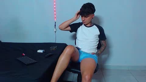 Mike IMDEPENDIENT MODEL online show from 10/11/25, 02:22