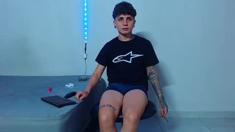 Mike IMDEPENDIENT MODEL online show from 10/18/25, 04:15