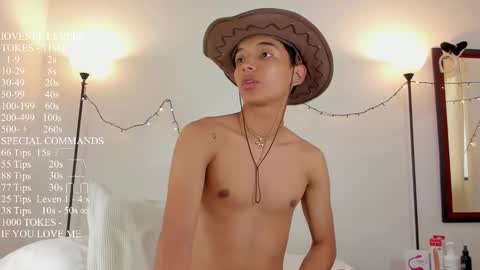 Snapshot of mike__tylor01 chatting on 12/03/24, 05:01 Mike Tylor online show from 12/03/24, 05:01