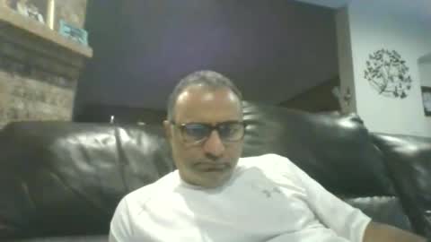 Snapshot of mikej143 chatting on 10/11/25, 12:21 mikej143 online show from 10/11/25, 12:21