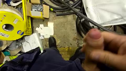 mikekruger02 online show from 09/25/25, 09:46