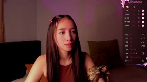 VIOLETAMIKE online show from 01/15/25, 05:47