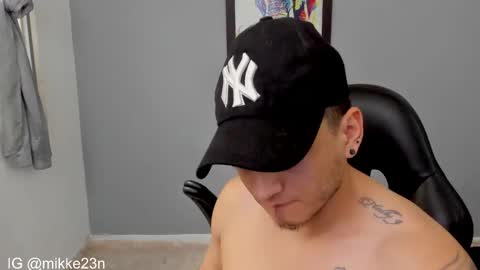 MIKKE online show from 01/26/25, 01:58