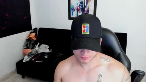 MIKKE online show from 09/22/25, 02:30