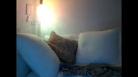 Snapshot of mikky50 chatting on 02/02/25, 02:06 Maaike online show from 02/02/25, 02:06