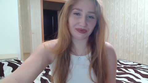 Snapshot of miku_sanders2 chatting on 12/05/24, 12:33 miku_sanders2 online show from 12/05/24, 12:33