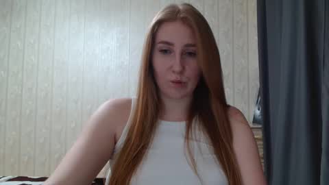 Snapshot of miku_sanders2 chatting on 02/07/25, 02:04 miku_sanders2 online show from 02/07/25, 02:04