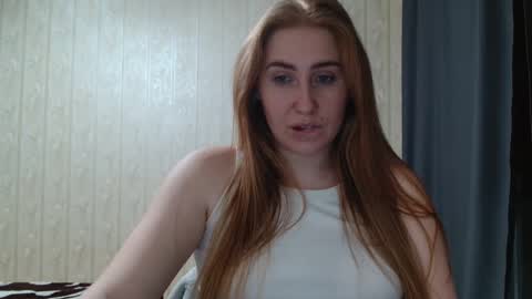 Snapshot of miku_sanders2 chatting on 02/19/25, 01:29 miku_sanders2 online show from 02/19/25, 01:29