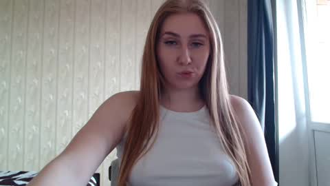 Snapshot of miku_sanders2 chatting on 02/26/25, 08:37 miku_sanders2 online show from 02/26/25, 08:37