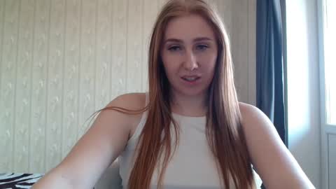 Snapshot of miku_sanders2 chatting on 02/26/25, 02:46 miku_sanders2 online show from 02/26/25, 02:46