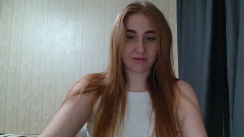Snapshot of miku_sanders2 chatting on 03/01/25, 08:42 miku_sanders2 online show from 03/01/25, 08:42