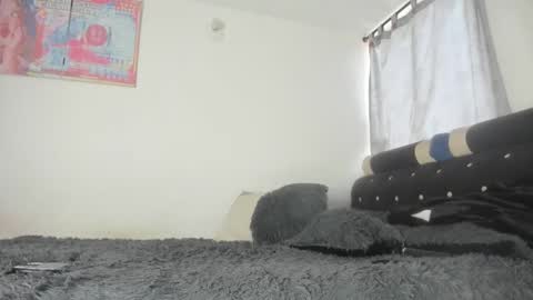 Mila Dash online show from 03/07/25, 10:32