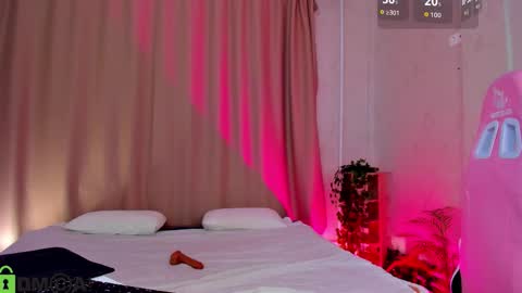 mila_kinor online show from 10/15/25, 01:06