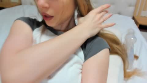 Julia and Edson online show from 01/30/25, 12:07