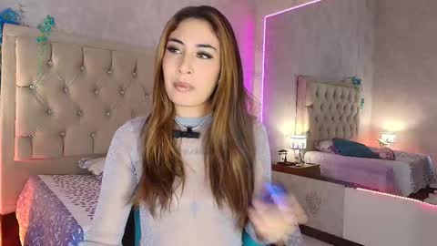 Snapshot of mila_smirnovavk chatting on 09/28/25, 03:56 MILA online show from 09/28/25, 03:56