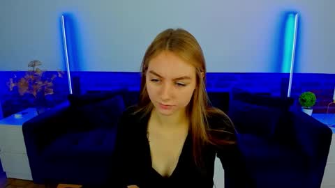 Milla online show from 11/04/25, 06:34