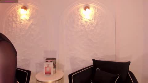 Snapshot of milacoleman chatting on 11/02/25, 11:07 Mila online show from 11/02/25, 11:07