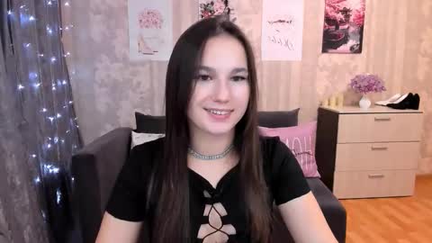 Snapshot of miladaisen chatting on 09/26/25, 02:54 MilaDaisen online show from 09/26/25, 02:54
