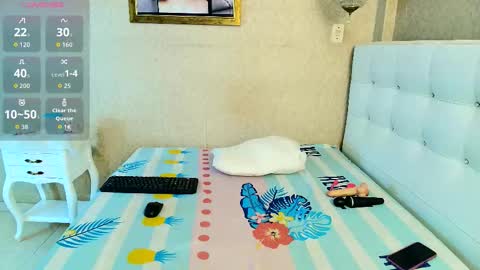 miladiosa online show from 11/04/25, 12:15