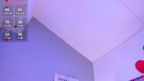 Snapshot of milahall__ chatting on 02/11/25, 09:42 Milenna online show from 02/11/25, 09:42