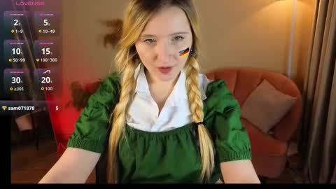 Milana online show from 09/23/25, 10:02