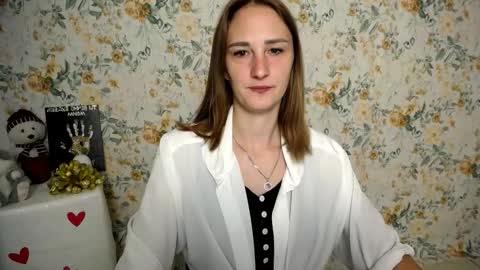 Snapshot of milana_cutie_ chatting on 09/12/25, 05:40 Milana online show from 09/12/25, 05:40