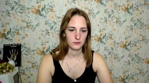 Snapshot of milana_cutie_ chatting on 10/06/25, 05:49 Milana online show from 10/06/25, 05:49