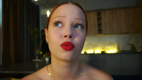Snapshot of milana_sins chatting on 09/25/25, 02:10 Remy online show from 09/25/25, 02:10