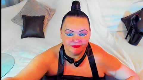 Lana online show from 12/18/24, 03:11