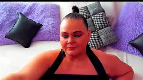 Lana online show from 11/14/25, 08:02