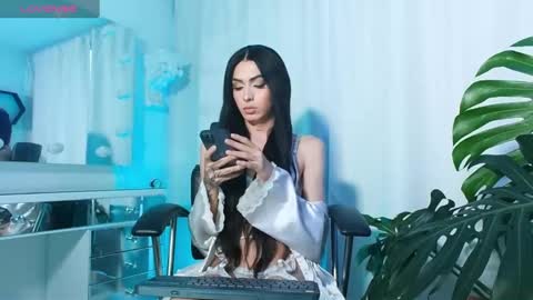 Snapshot of milansantana24 chatting on 03/08/25, 10:02 MILAN SANTANA online show from 03/08/25, 10:02