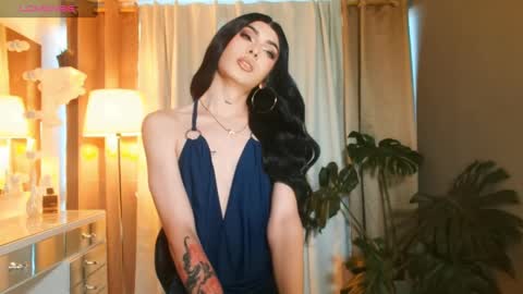 Snapshot of milansantana24 chatting on 10/29/25, 10:00 MILAN SANTANA online show from 10/29/25, 10:00